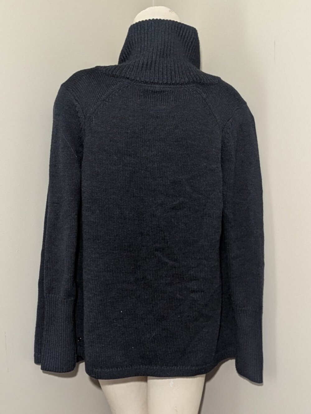 Lululemon Karmic Cocoon Wrap Merino Wool Heathered Black 10 - Picture 3 of 5